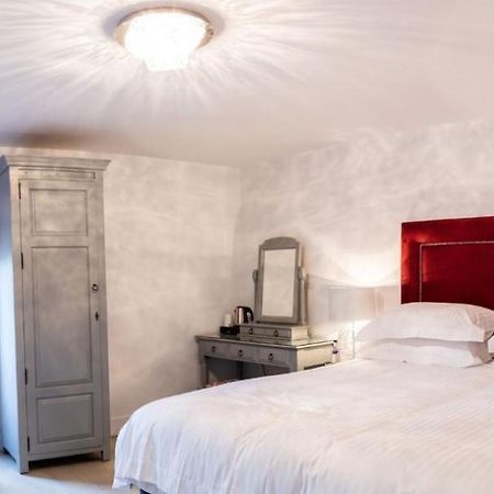 Crondon Park Bed & Breakfast Stock Bagian luar foto