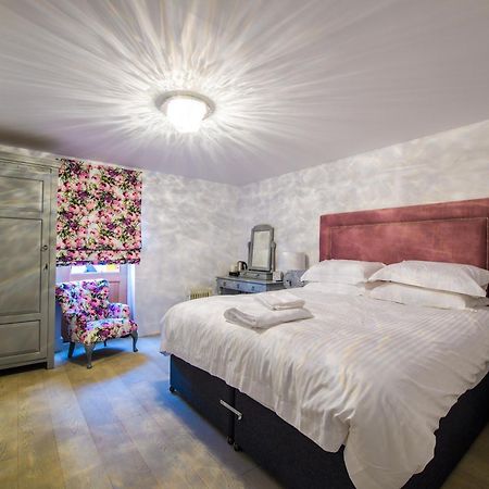 Crondon Park Bed & Breakfast Stock Bagian luar foto